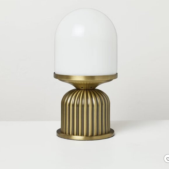 Magnolia Brass Fluted and Frosted Glass Accent Table Lamp New! - Picture 1 of 3